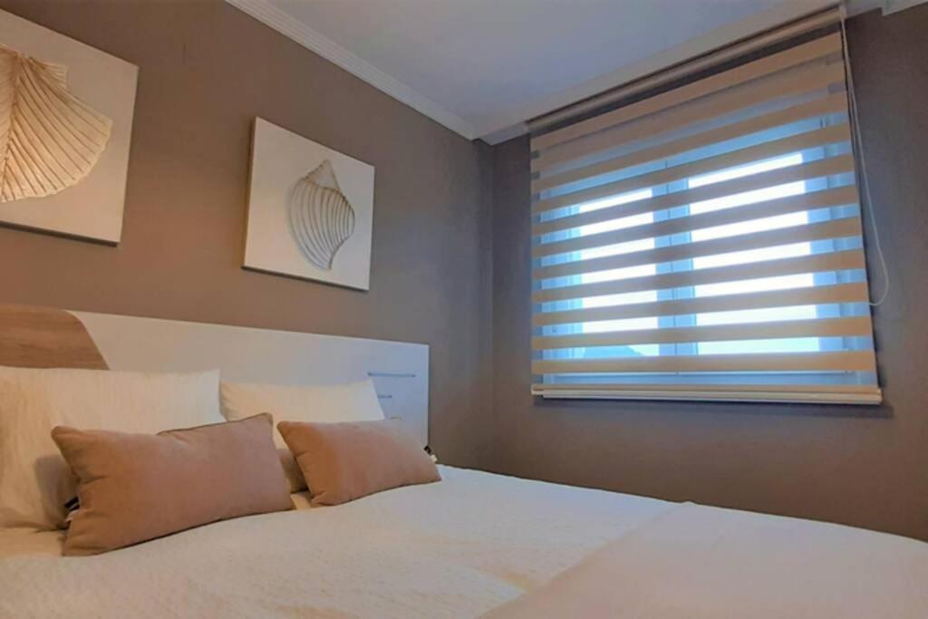 Apartamento Playa Foz Con Piscina Y Parking 010 Exterior foto